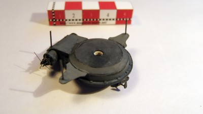 Kfz 9 Famo=196.JPG (142.83 Kio) Vu 3447 fois Voila le treuil modifié (la sortie de la transmission, avec son cardan, est en cours)