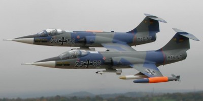 whif-f104twin1.jpg