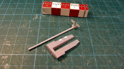Plancher avec le pédalier (frein et accélérateur) ¨l'embrayage est centrifuge danc pas de pédale d'embrayage.