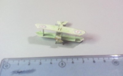 un petit sopwith camel