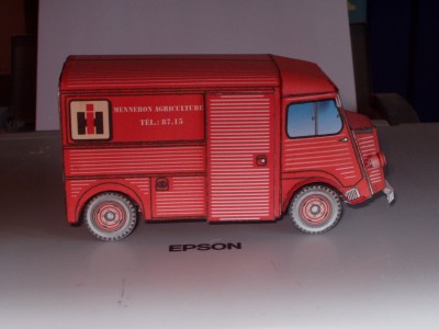 HY International Harverster003.JPG