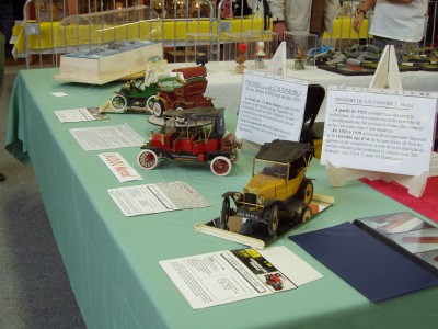 Voitures bois fot.JPG