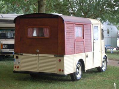 J029_hy_camping_car.jpg