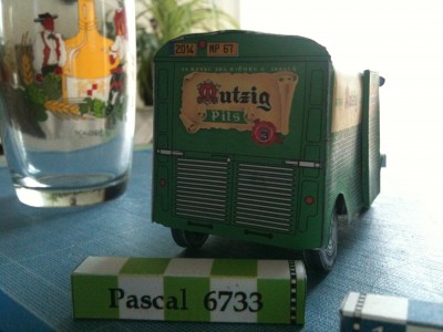 P016 HY Bières Mutzig (3).JPG