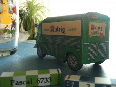 P016 HY Bières Mutzig (7).JPG