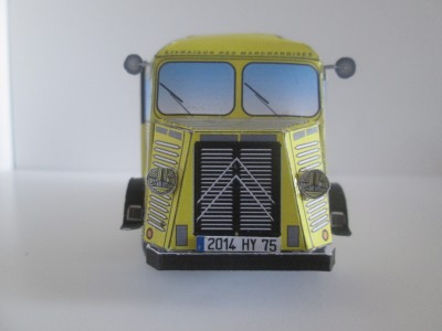 P032 HY G.M. du Printemps (1).JPG