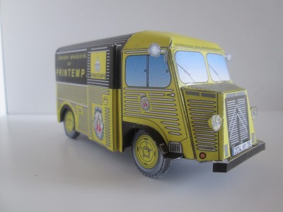 P032 HY G.M. du Printemps (2).JPG