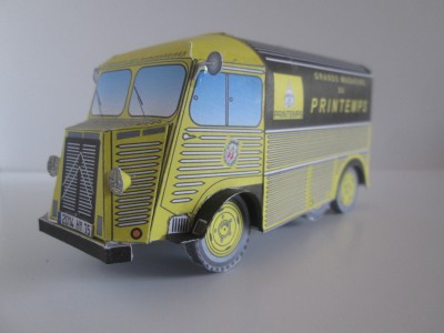 P032 HY G.M. du Printemps (8).JPG