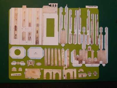 Les pièces du premier bâtiment : la tour Saint-Laurent