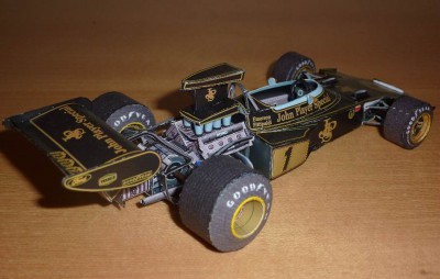 lotus 72 4.JPG