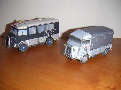 HY police et pick up bâché (2).JPG