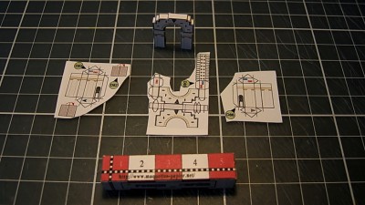 VRANOV-bloc D=037.jpg (129.47 Kio) Vu 3430 fois Pièces constitutives d'une arche. Pour le montage de la pièces principale vous avez tout intéret à garder votre calme surtout à échelle demi