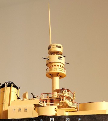 224 Forward Mast Detail From Below.jpg