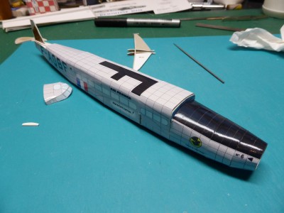 P1160855.JPG (633.27 Kio) Vu 11360 fois Fin de l'habillage du fuselage