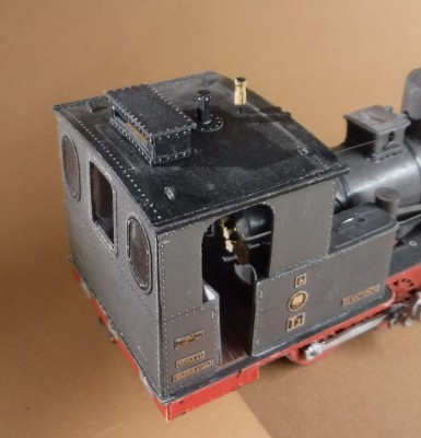 ... et fourni avec les accessoires...