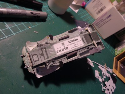 axes de roues dessous