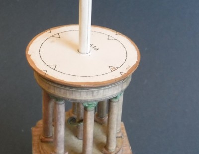 ... mettez l'étage suivant au-dessus...