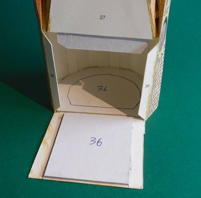 DSCF0019.JPG (131 Kio) Vu 13024 fois ant de fermer la tour, j'installerai les renforts... e