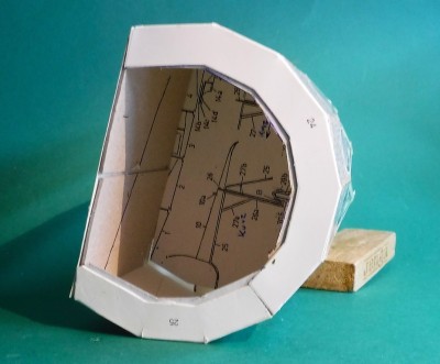 DSCF0007 (2).JPG (172.09 Kio) Vu 12982 fois …puis renforcez l’intérieur…