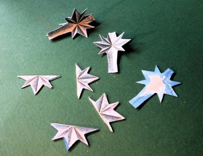 DSCF0017.JPG (234.63 Kio) Vu 12663 fois t assemblage, insertion de l’étoile au sommet… p