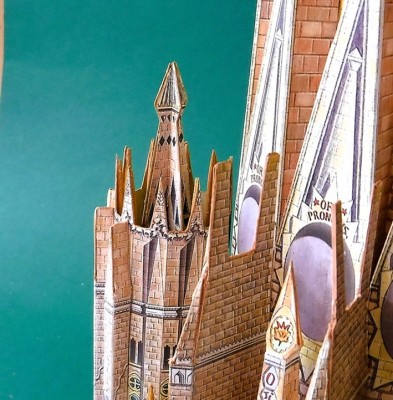 DSCF0029.JPG (221.81 Kio) Vu 12493 fois ...placés au sommet des tourelles...