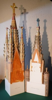 DSCF0055.JPG (113.61 Kio) Vu 7193 fois La nef et le chœur sont désormais achevés après 52 ans (heures) de construction…