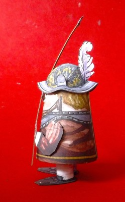 … avec un casque fantaisiste…