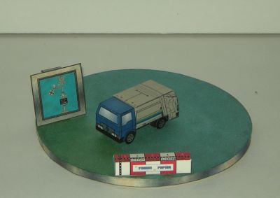 Camion vidange bleu
Model HO
