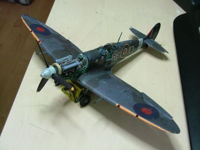 spitfire mkv "technical" halinsky
le moteur Ã  Ã©tÃ© tÃ©lÃ©chargÃ© sur un autre site, et ajustÃ© Ã  l'echelle du modÃ¨le
