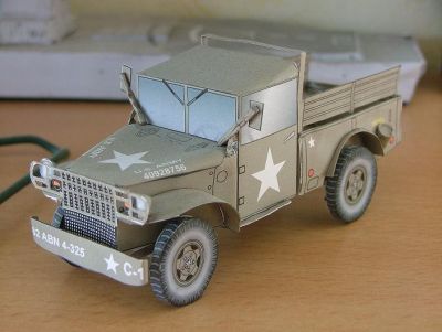 dodge
Une de mes premiÃ¨res rÃ©alisation. Les axes de roues sont faites avec un cure-dent, et donc si c'est en pente, il roule. Maquette assez simple Ã  rÃ©aliser et plutÃ´t sympa de rendu.
