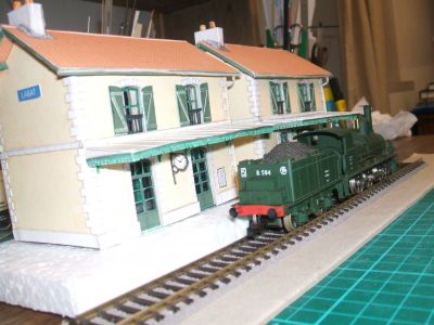 l'autre gare et la marquise
