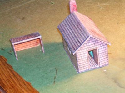 maison de thoreau
de fiddlers green; on voit un bout du lit qui dépasse
