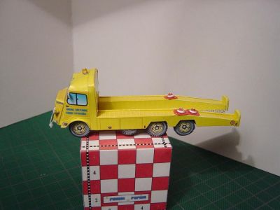 H CitroÃ«n 6 roues de Camille 
