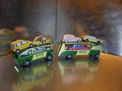 Porte voitures Rover de Streetpaper
Echelle environ 1/66°
