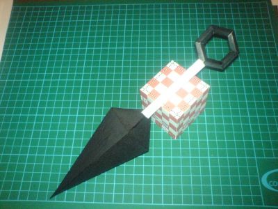 Kunai
le Kunai avec le Cube
