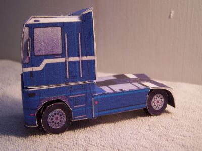 renault magnum
le cotÃ© du camion
