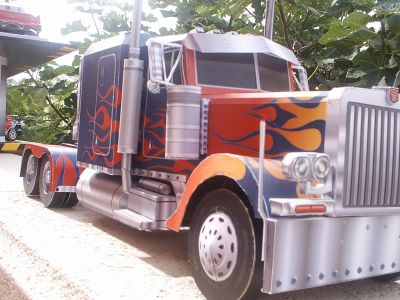 optimus truck
toshinden
