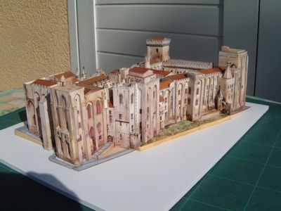 Palais des Papes
modÃ¨le Instant Durable au 1/300 reduit au 1/600
