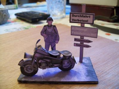 Moto de patrouille allemande
