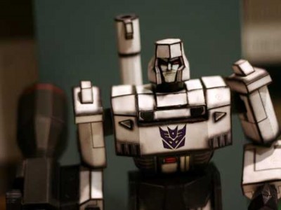 transformers-g1-megatron-papercraft.jpg