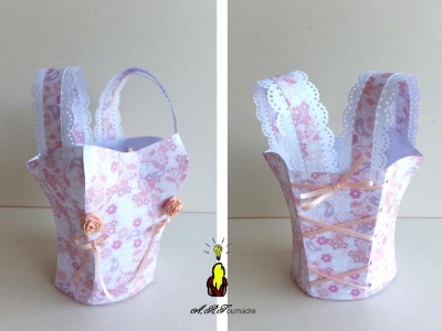 ART 2012 04 corset rose.jpg
