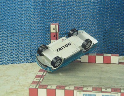 Triton 4.JPG
