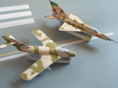 August_MiGs-05.JPG (111.46 Kio) Vu 9145 fois MiG-17F irakien et MiG-21MF angolais (dispo dans un autre fil)