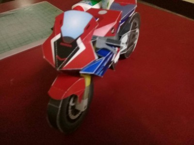 moto 03 2.jpg