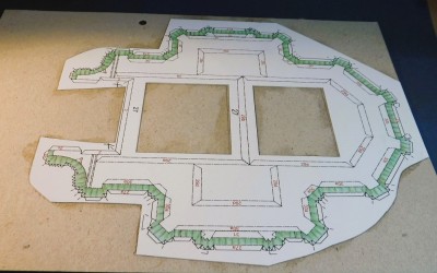Je renforce le faux plafond avec du carton 0,6 mm...